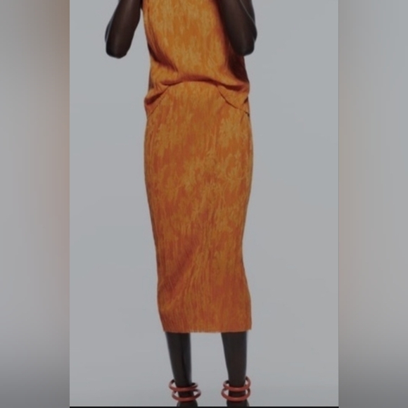 Zara Jacquard Pleated Orange Midi Skirt - Large New - Picture 1 of 5